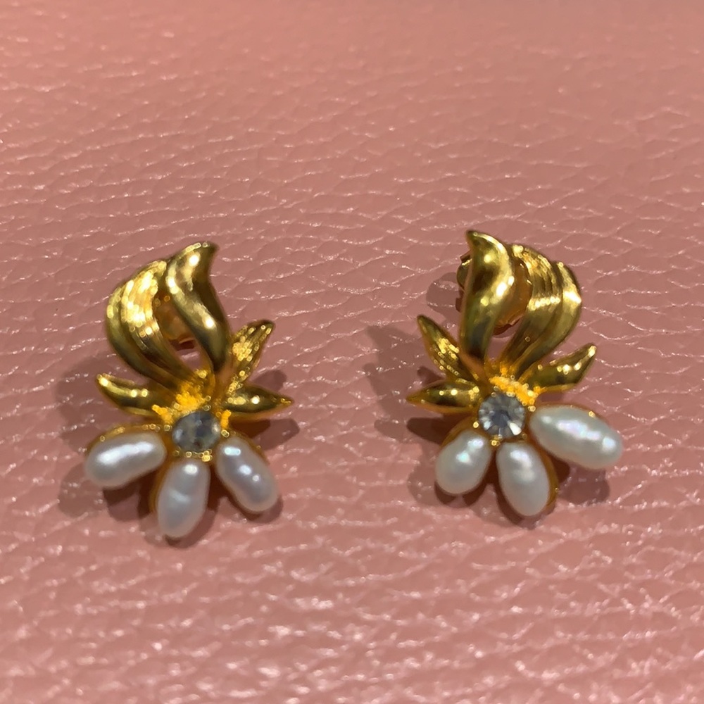 Baroque Pearl Earrings